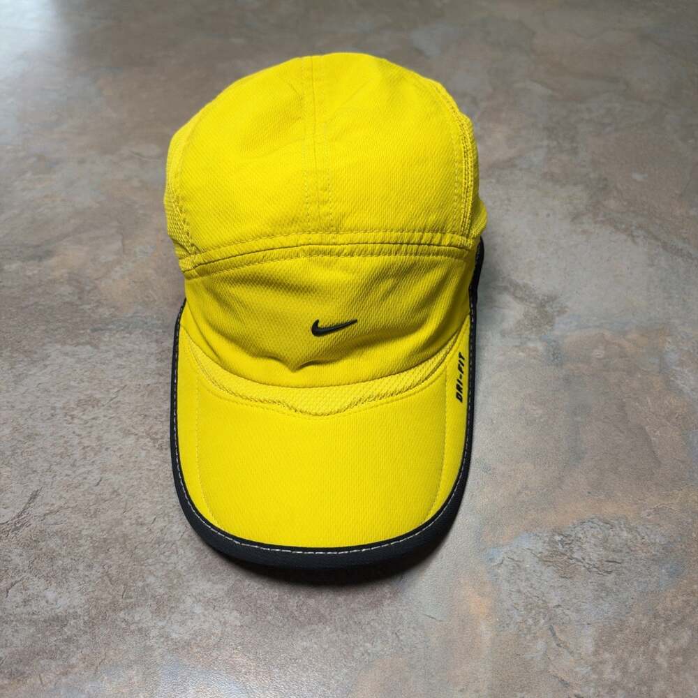 NIKE DAYBREAK DRI-FIT Cap Hat Black Yellow Colorful Mesh mini Rubber Swoosh